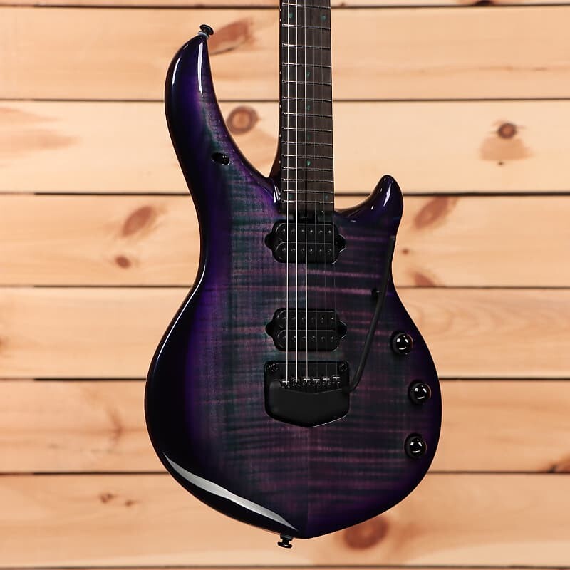 

Электрогитара Ernie Ball Music Man Majesty - Crystal Amethyst Flame - M017494 - PLEK'd