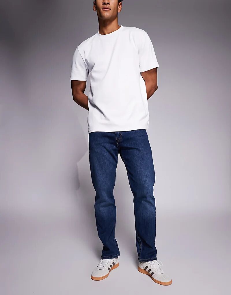 

Зауженные джинсы Levi's 502 средне-синего цвета