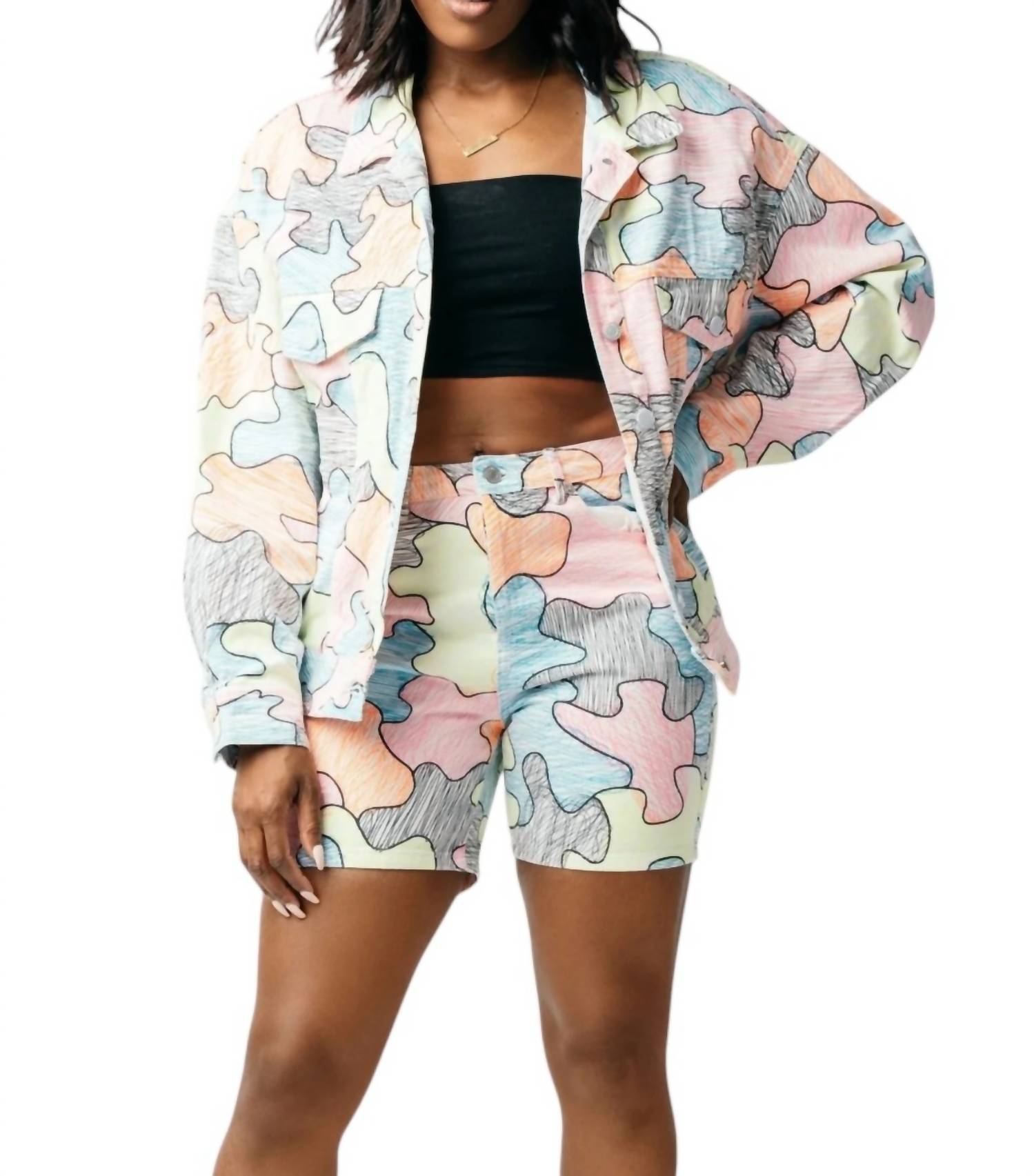 

Джинсовый комплект из шорт и ткани разных цветов SIGNATURE8, мультиколор