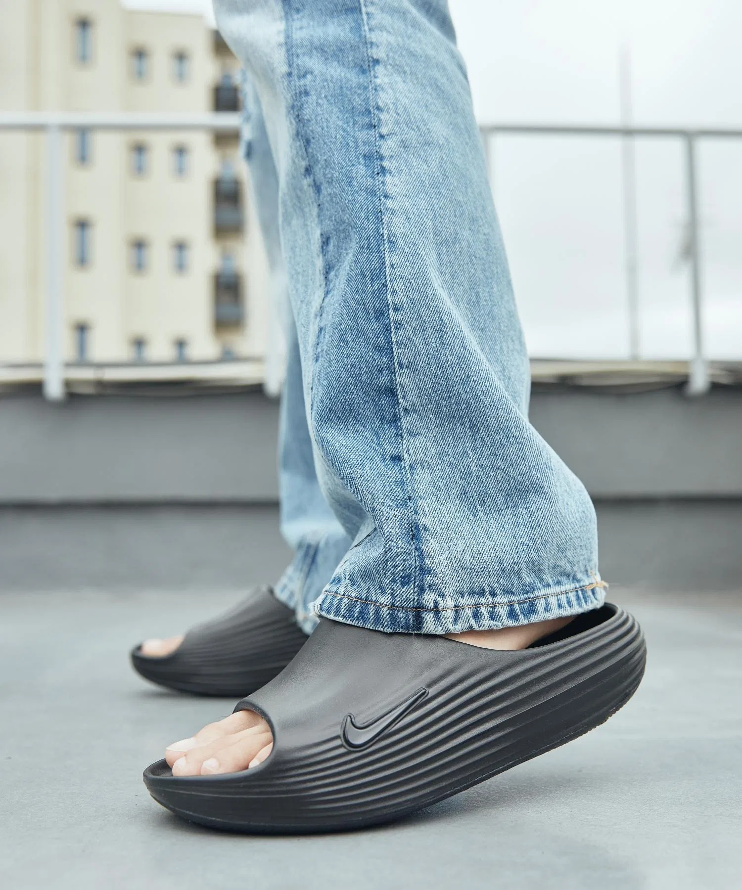 Мужские сланцы Nike ReactX Rejuvenate чёрные