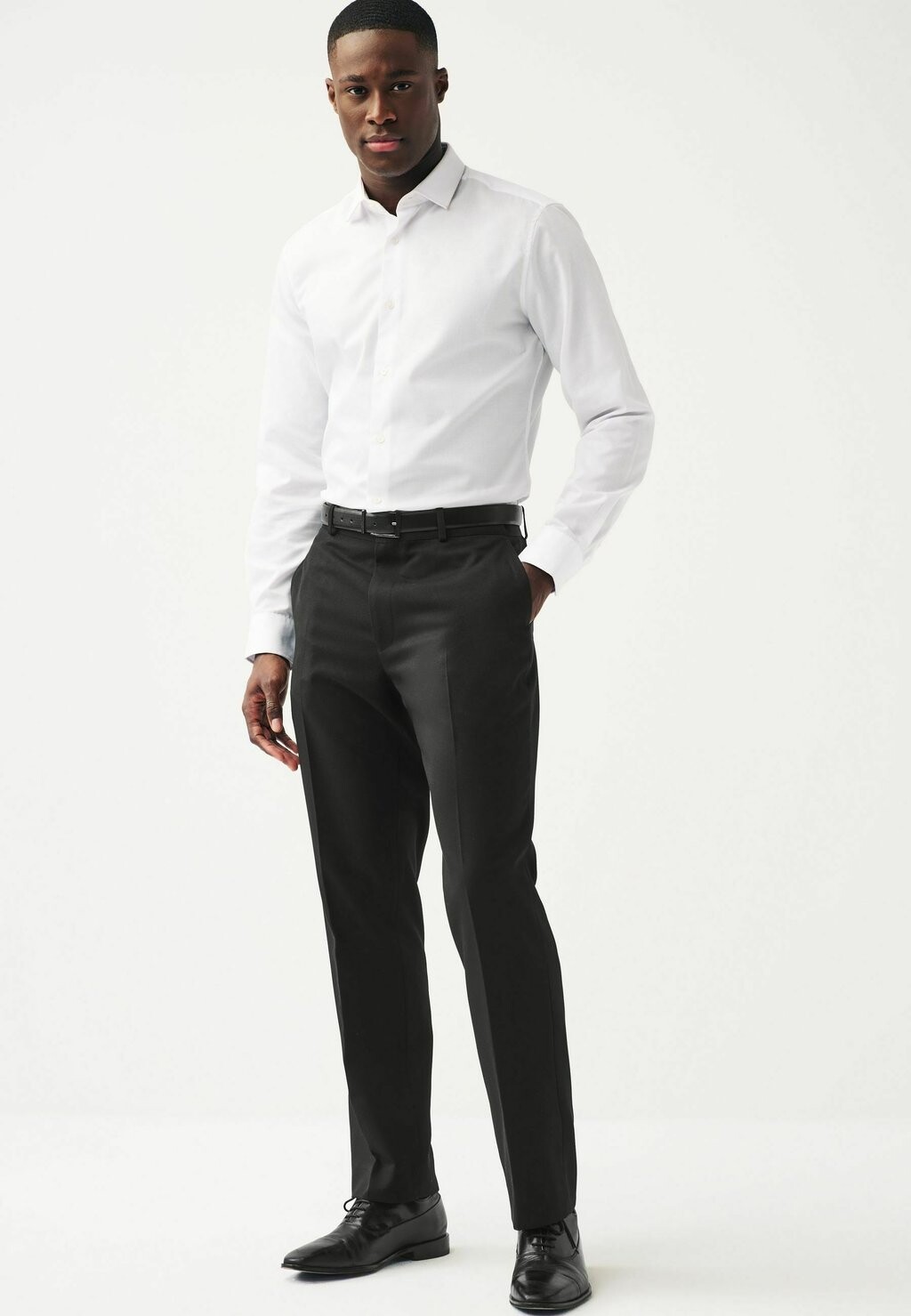 

Брюки REGULAR FIT Next, черный