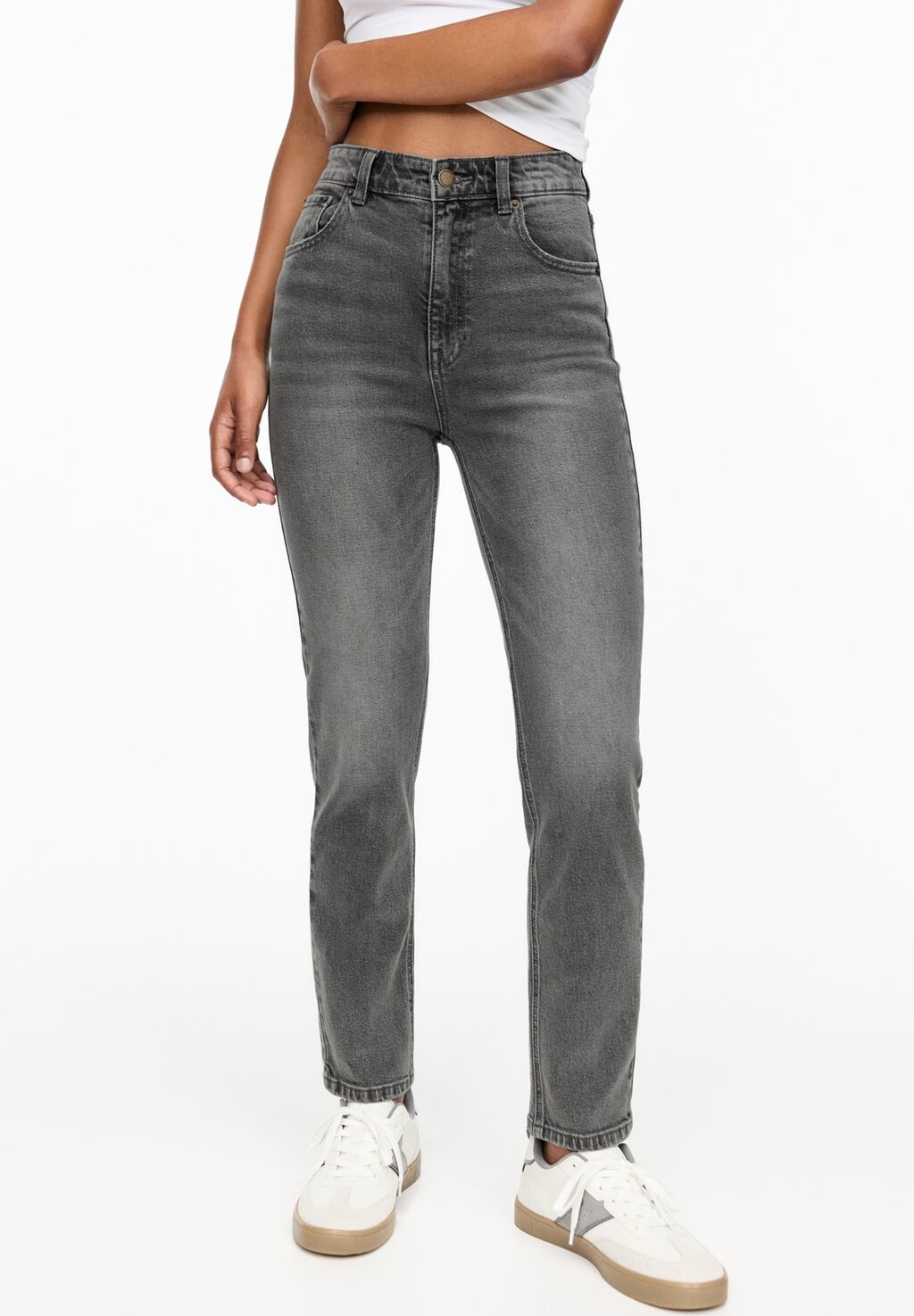 

Джинсы прямого кроя COMFORT PULL&BEAR, темно-серый