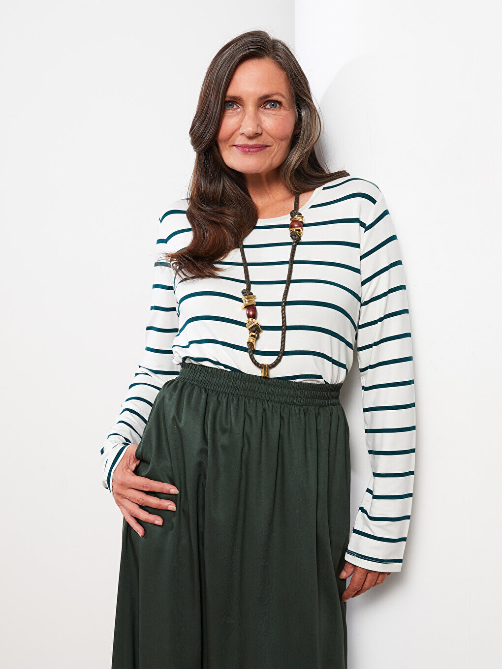 

Женская туника в полоску с круглым вырезом и длинными рукавами LCW Grace, белый полосатый