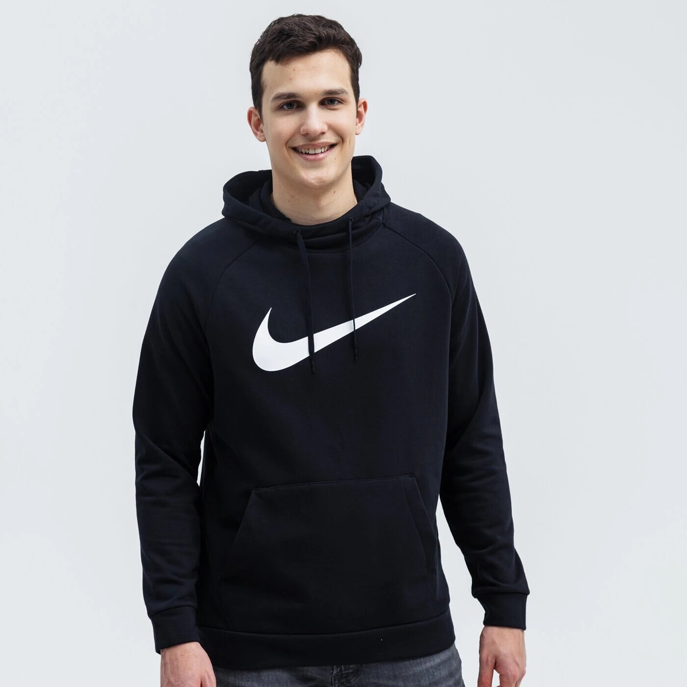 

Худи Nike Dri-Fit, черный