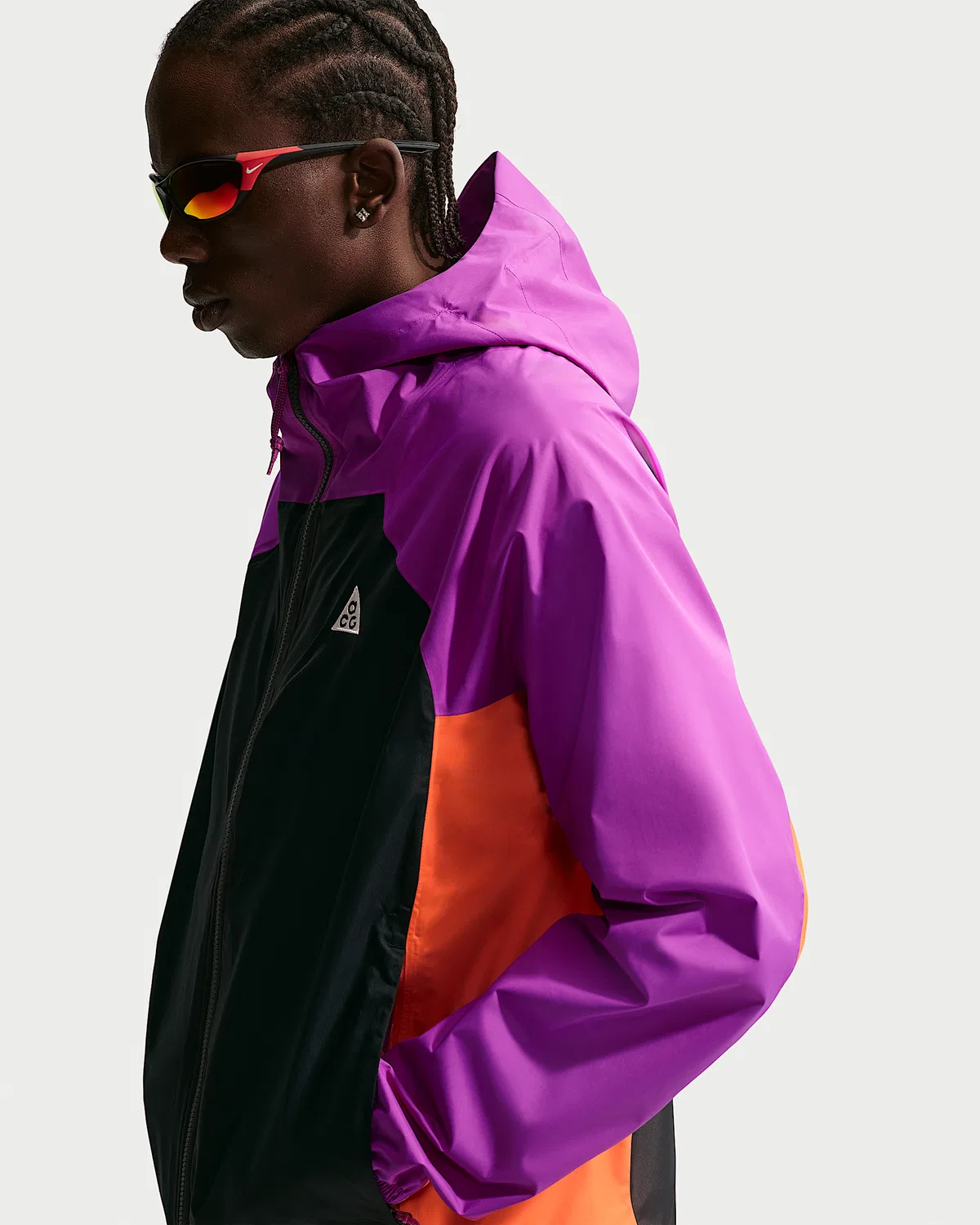 Мужская куртка Nike ACG "Phantazma" Storm-FIT ADV, Vivid Purple/Black/Safety Orange/Summit White — фото 3