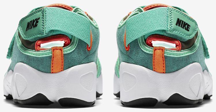 

Кроссовки Nike Air Rift, зеленый