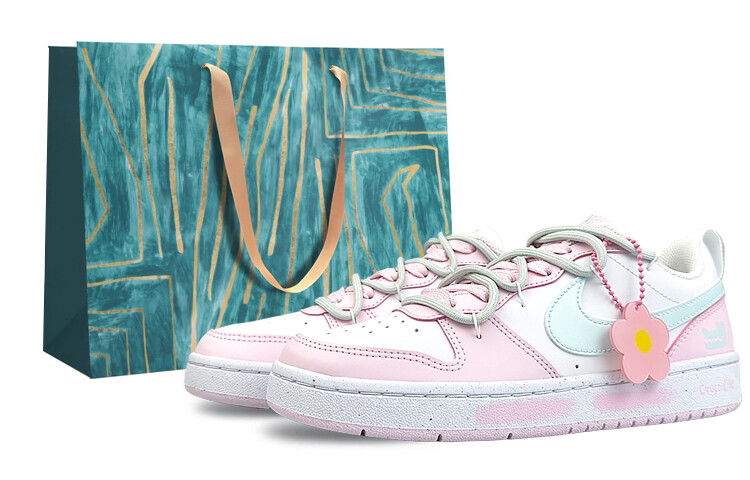 

Женские кроссовки для скейтбординга Nike Court Borough Low, White