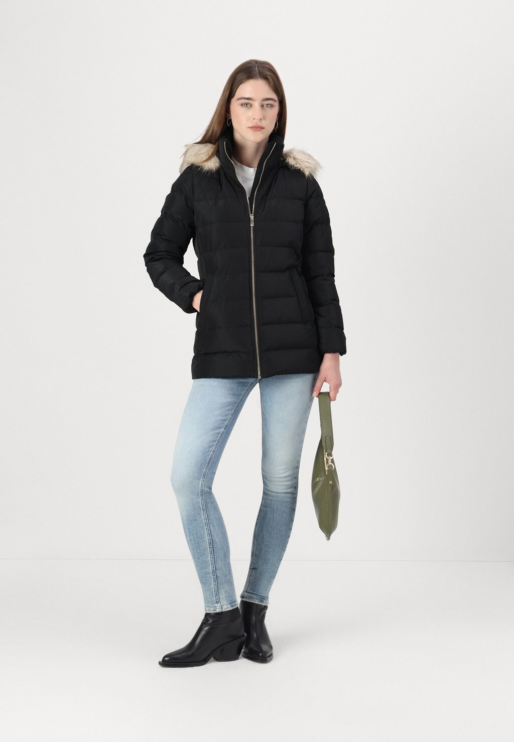 

Пуховик HERITAGE TYRA JACKET Tommy Hilfiger, черный