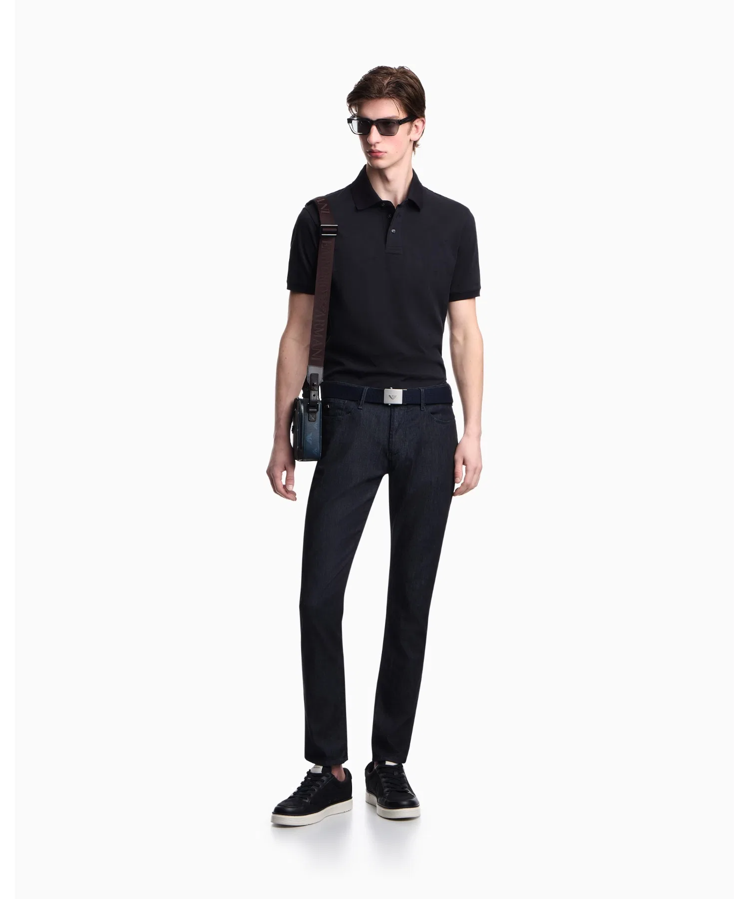 <Эксклюзивно онлайн> [Emporio Armani] Поло приталенного кроя, трикотажная ткань с жаккардовым рисунком в виде орла. — фото 4