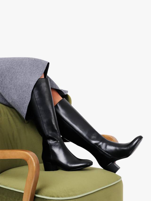 LouLou1 кожаные облегающие высокие сапоги до колена Jones Bootmaker, Black Leather — фото 2