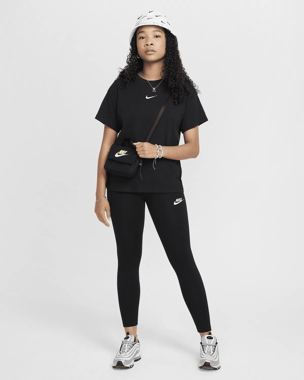 Девчачьи леггинсы Nike Sportswear Classic с высокой посадкой, Black/White — фото 4