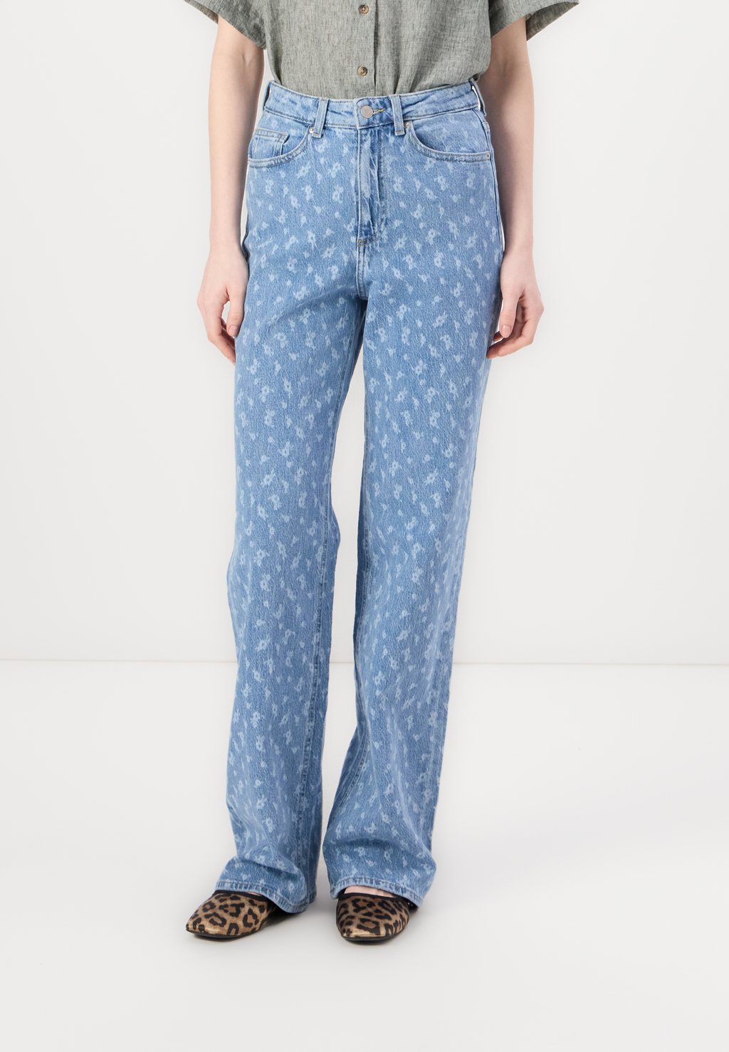 

Джинсы свободного кроя VMTESSA WIDE FLOWER Vero Moda, синий