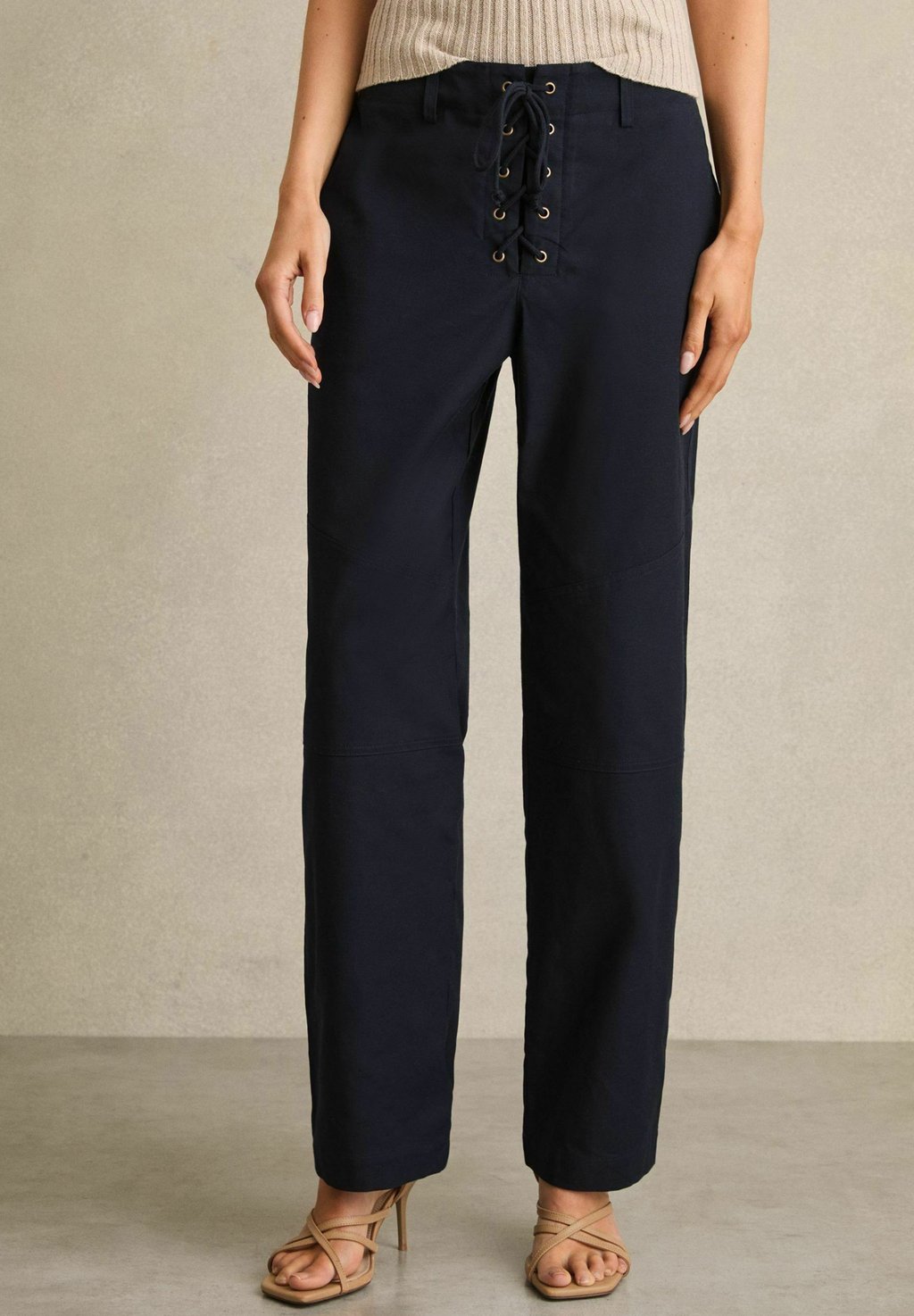 

Брюки REGULAR FIT - CLEMENT LACE-UP Reiss, синий