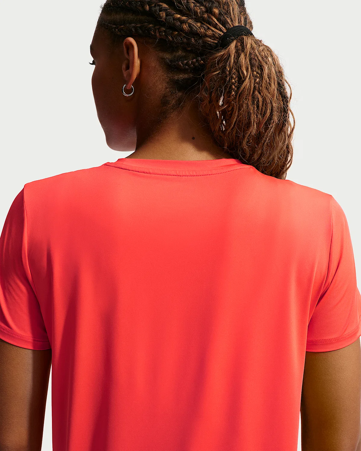 Женский топ Nike One Classic с коротким рукавом Dri-FIT, Light Crimson/White — фото 2