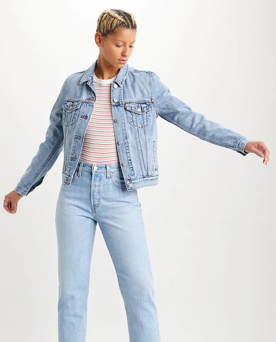 

Женская джинсовая куртка из светлой ткани Levi's, голубой