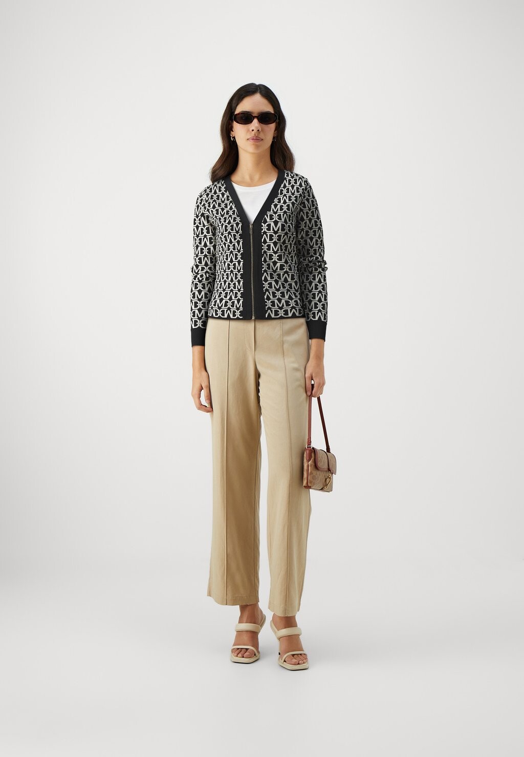 

Кардиган MATI ALLOVER CARDI MARCIANO BY GUESS, черный