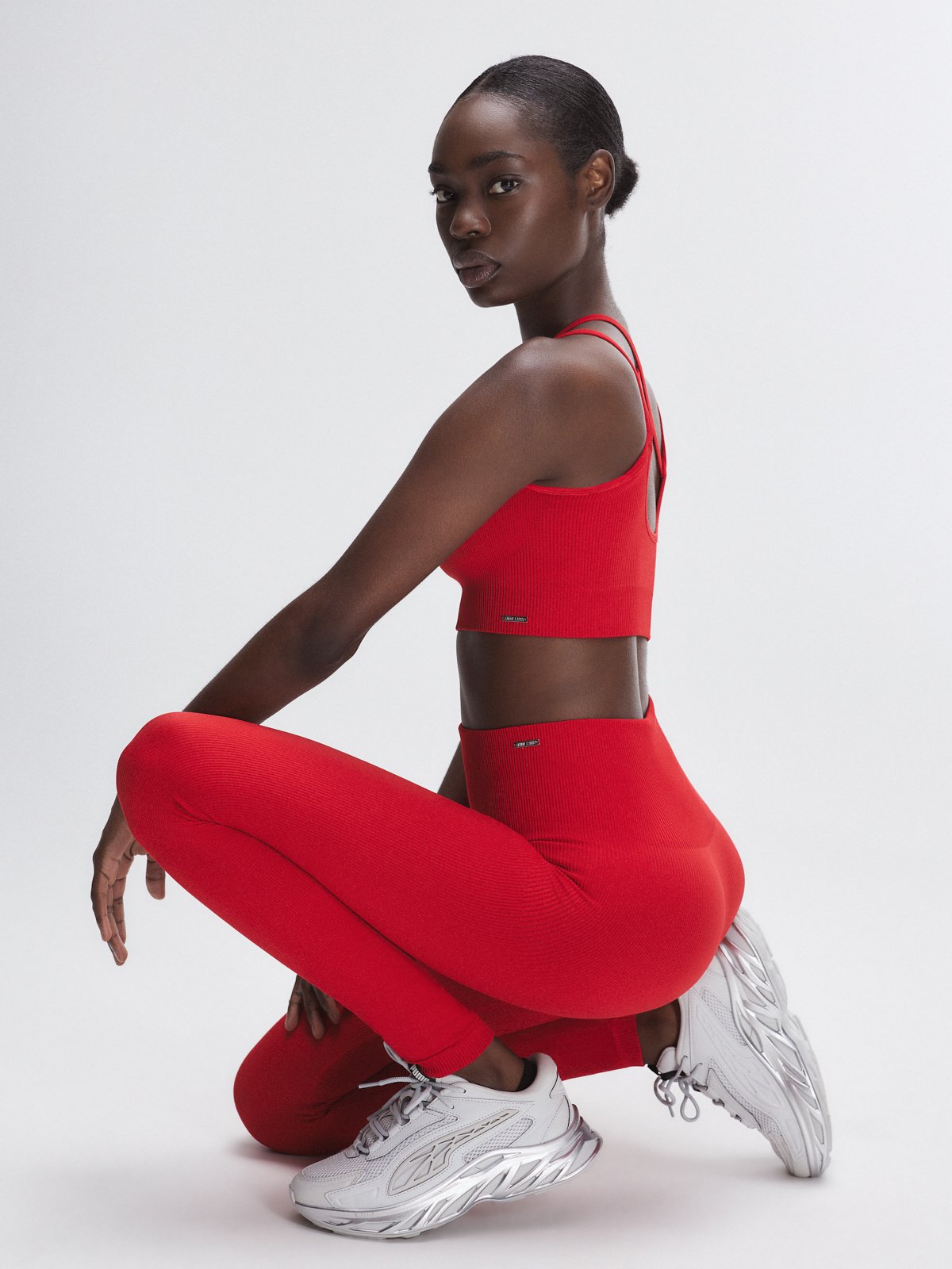 

Леггинсы Savage X Fenty Seamless Sport High-Waist, цвет Timeless Red