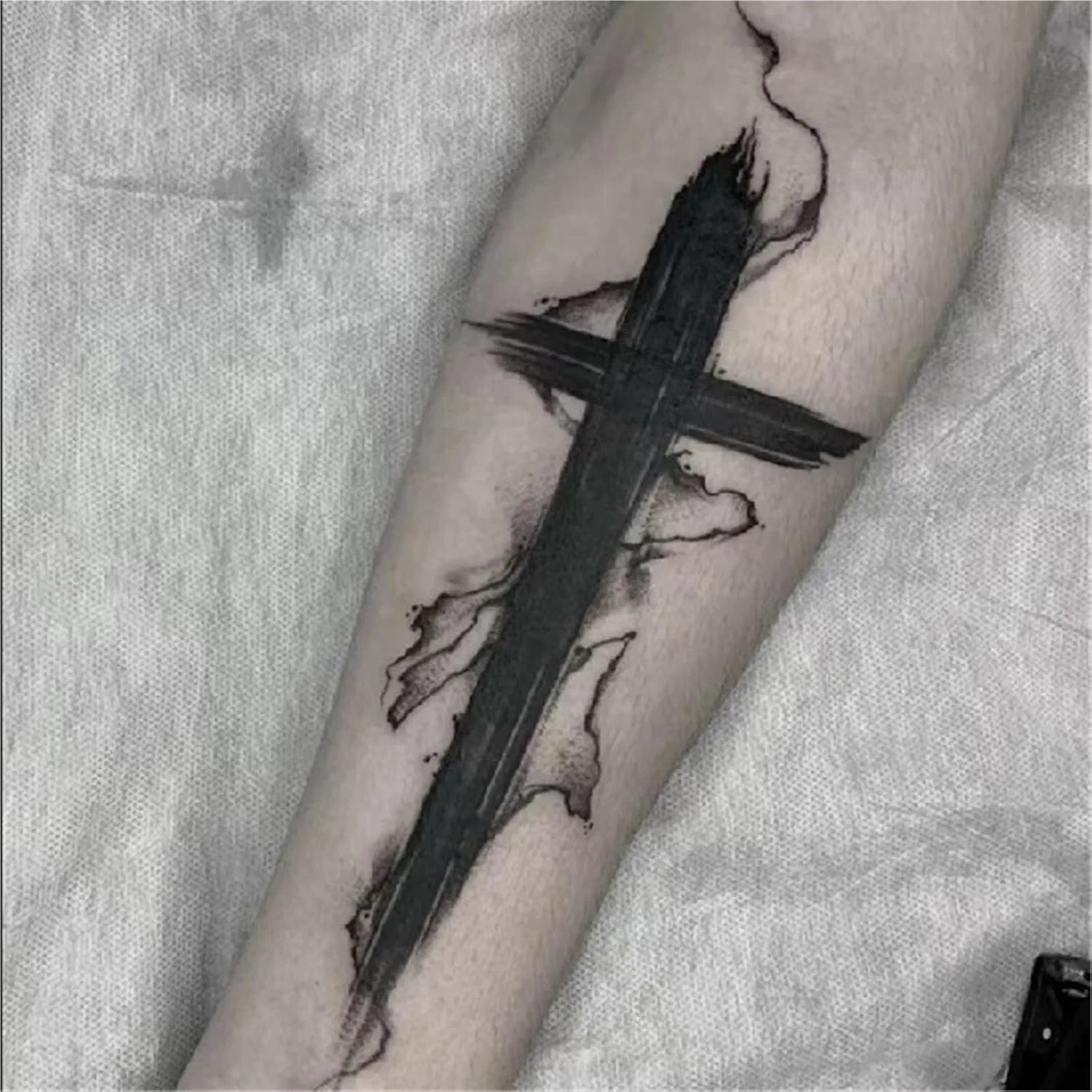 Временные татуировки для взрослых, Ink Style Cross Herb, 2 шт., one color — фото 2