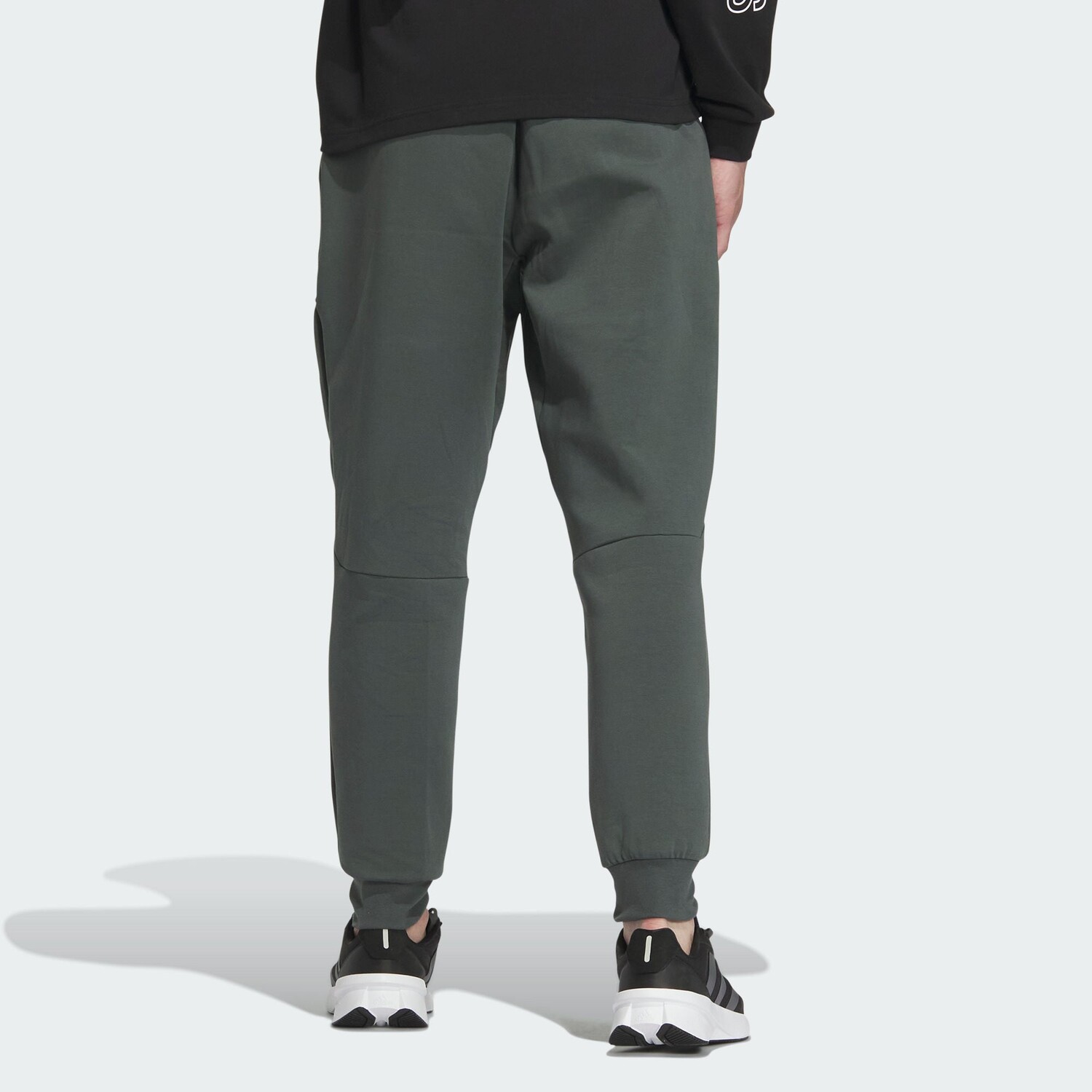 CITY ESCAPE Трикотажные спортивные штаны мужские Ivy Green Adidas, зеленый — фото 3