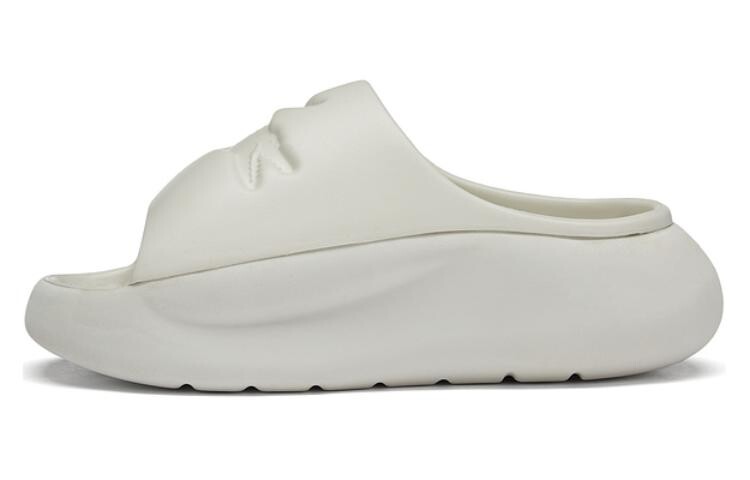 

Шлепанцы женские Lacoste