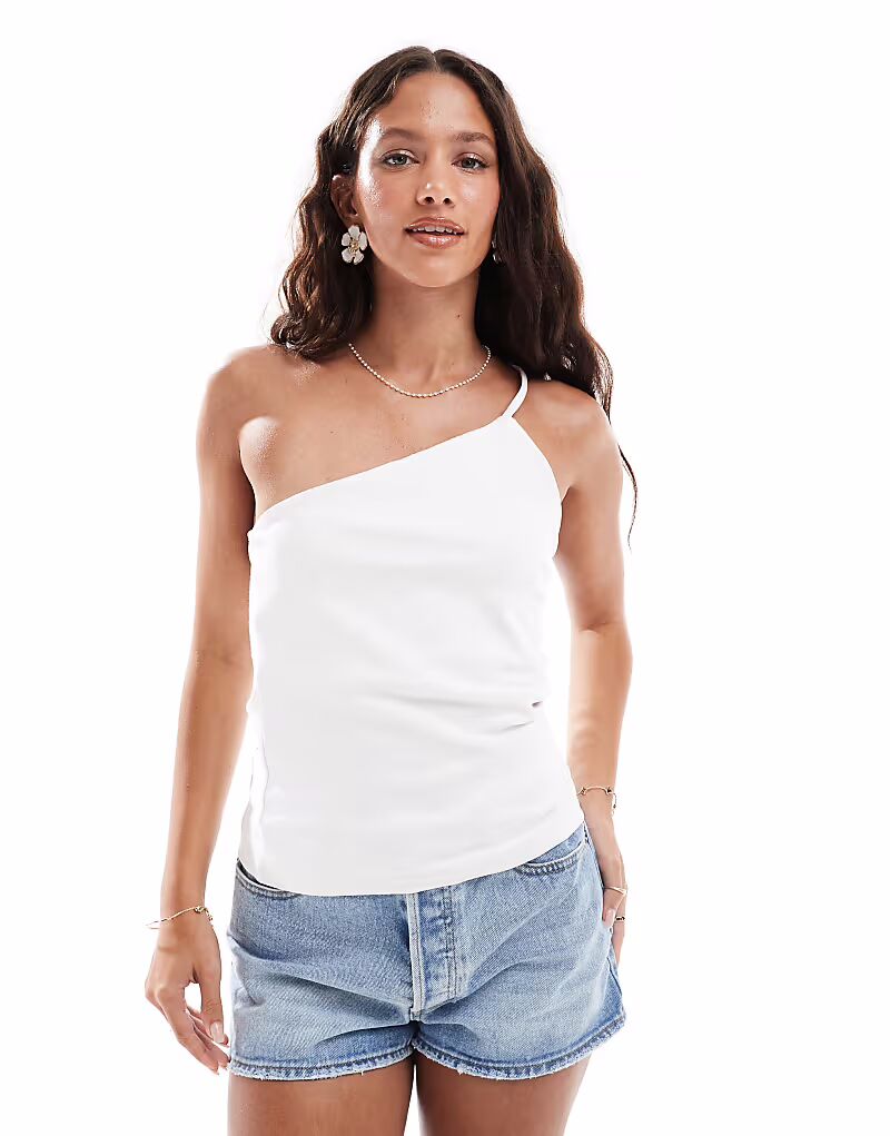 

Белый топ Pull&Bear на одно плечо с бретельками