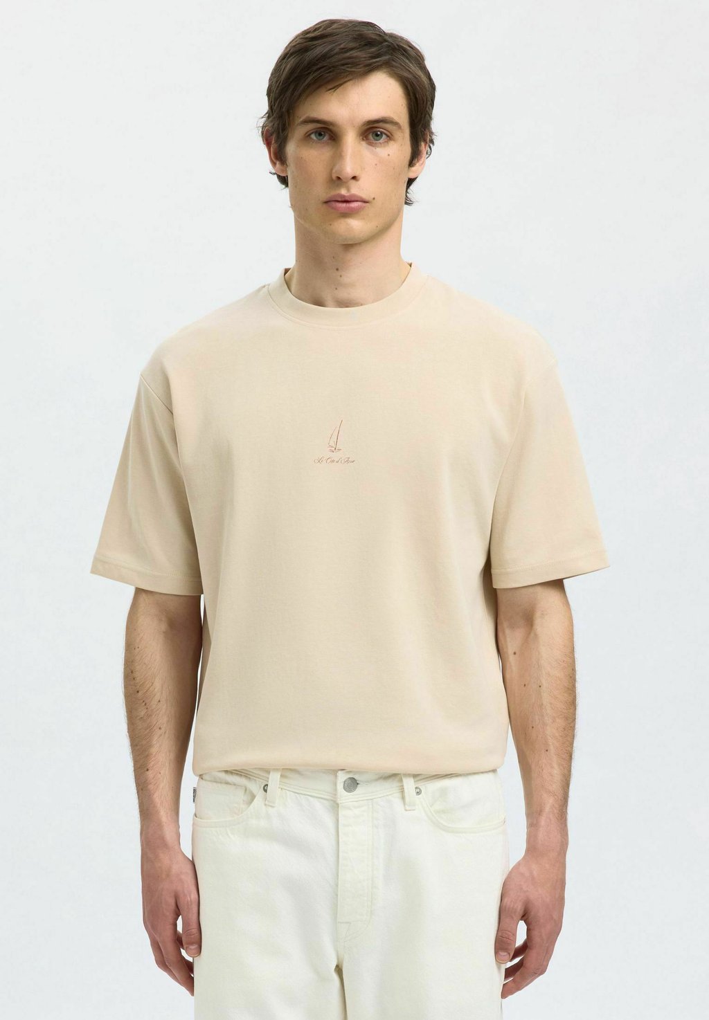 

Футболка с принтом SLHLOOSEOSCAR GRAPHIC O NECK TEE Selected Homme, бежевый