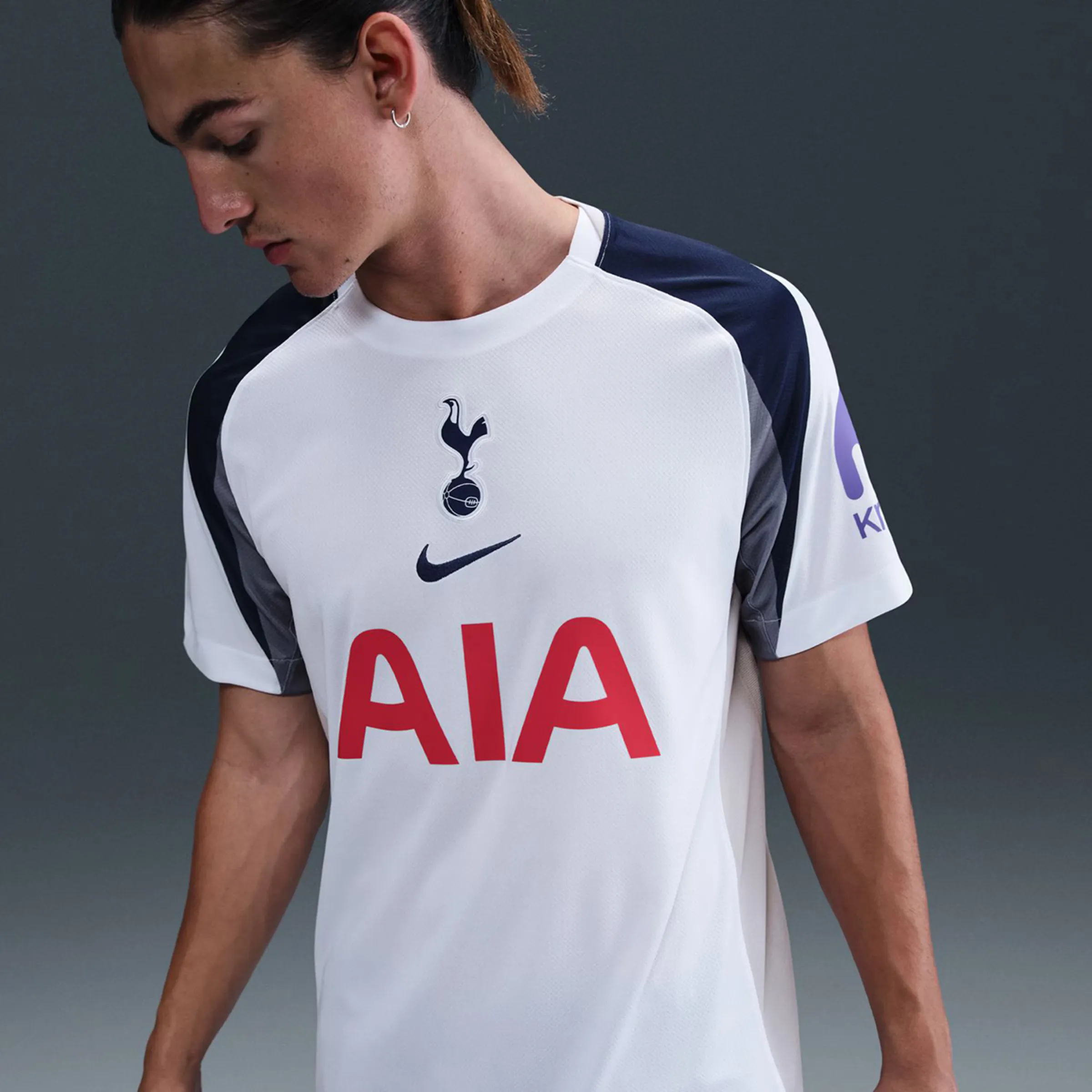 

Футболка мужская домашняя Tottenham Hotspur 2025-2026 Stadium Nike, белый