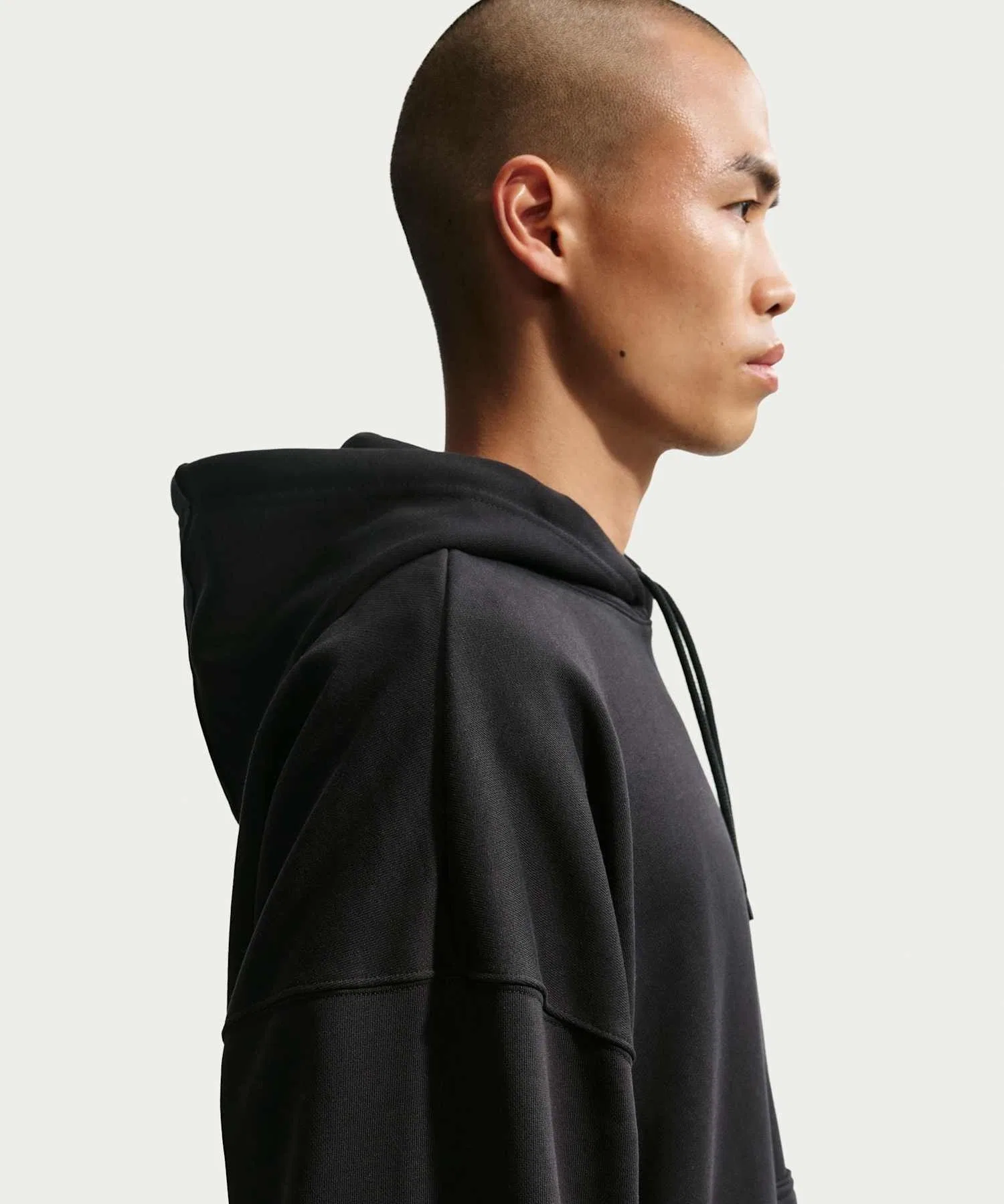 Мужская толстовка Nike Sportswear Club Oversized из французского махрового трикотажа IF0746-010, черная. — фото 4