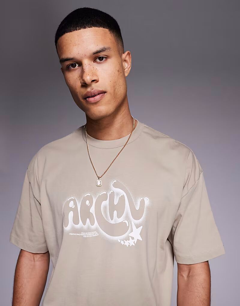 

Футболка свободного кроя с графическим принтом и текстом Asos Design, серо-бежевый