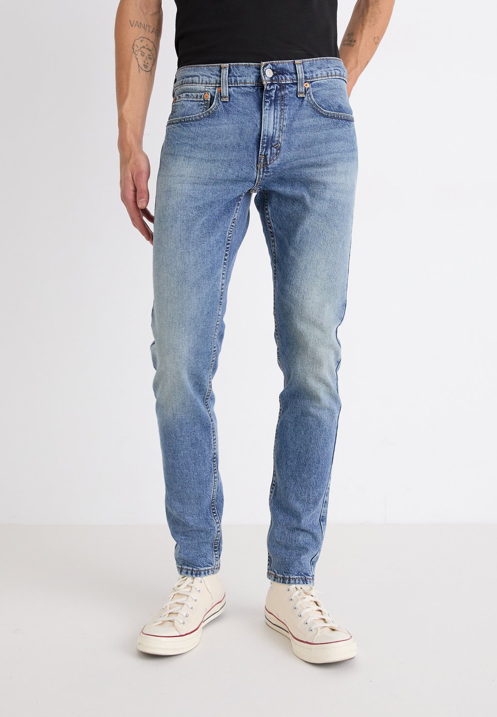 

Зауженные джинсы 512 SLIM TAPER Levi's, синий деним