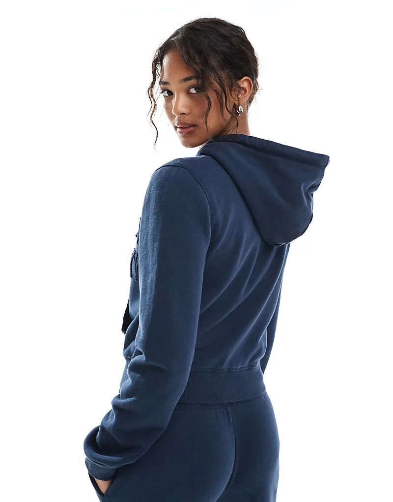 Укороченная толстовка с капюшоном на молнии Superdry Athletic Essentials насыщенного темно-синего цвета — фото 2