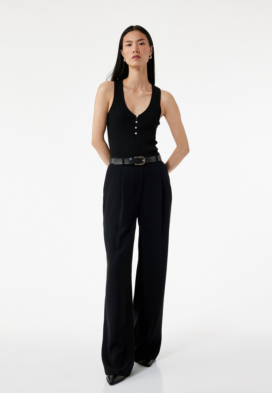 

Топ Koton Top, Black