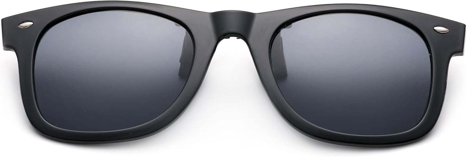 

Солнцезащитные очки Newbee Fashion с поляризованными линзами, откидной металлической клипсой, многоцелевые, с эффектом вспышки (очки в комплект не входят) Newbee Fashion Sunglasses, 50mm 2 Pack Black-w/Pouch