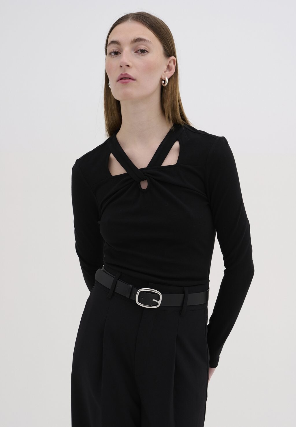 

Вязаный свитер NUPTI KNOT My Essential Wardrobe, цвет black