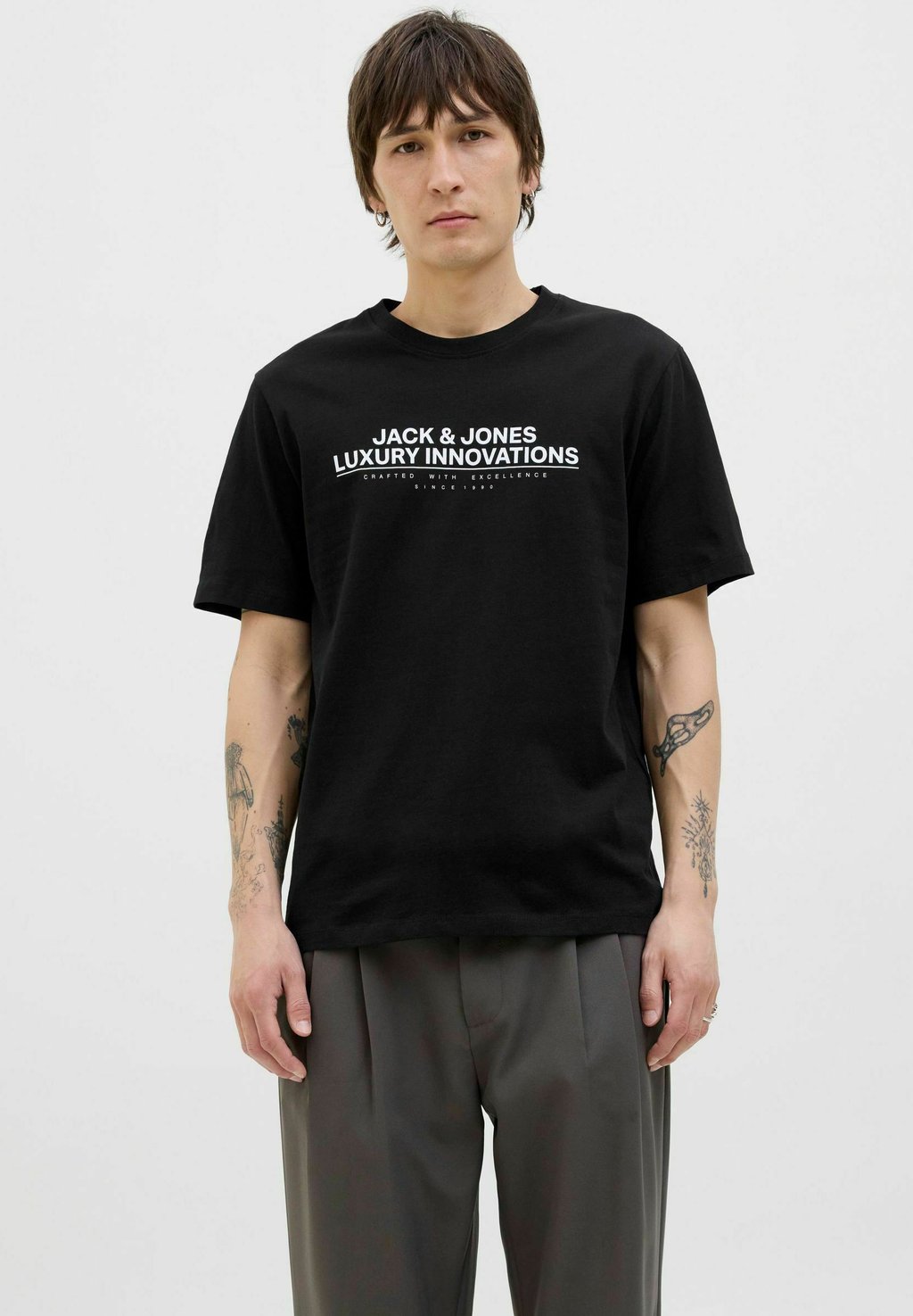 

Футболка с принтом GEDRUCKT RUNDHALSAUSSCHNITT Jack & Jones PREMIUM, черный