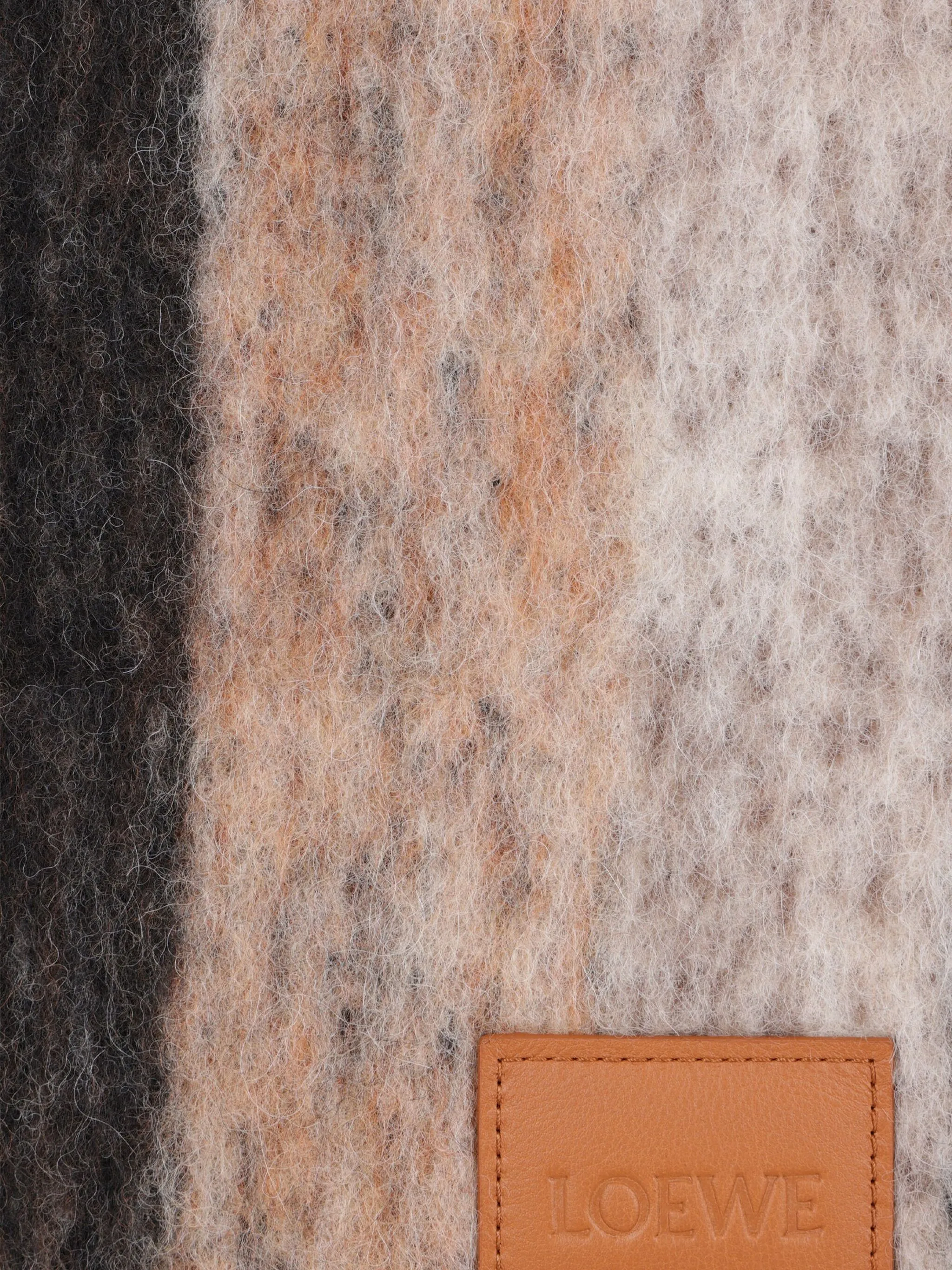 

Полосатый шарф с бахромой Loewe, нейтральный