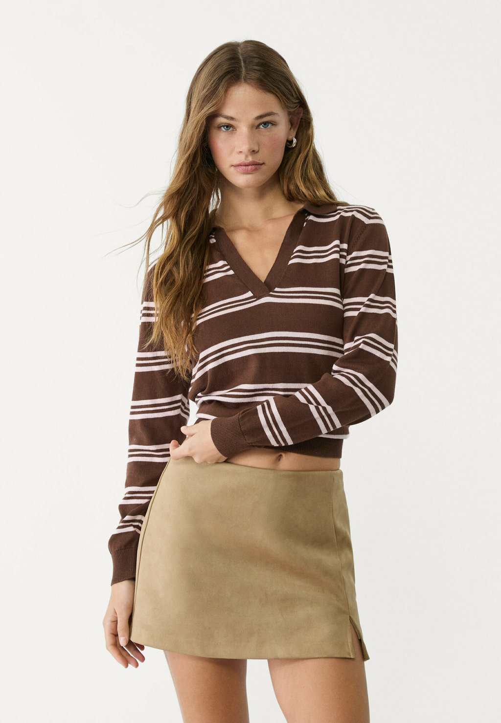 

Футболка с длинным рукавом STRIPED Stradivarius, коричневый