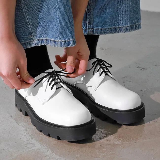Мужские дерби Cliff Square Toe 4 Hole белого цвета от Wetheroad — фото 2