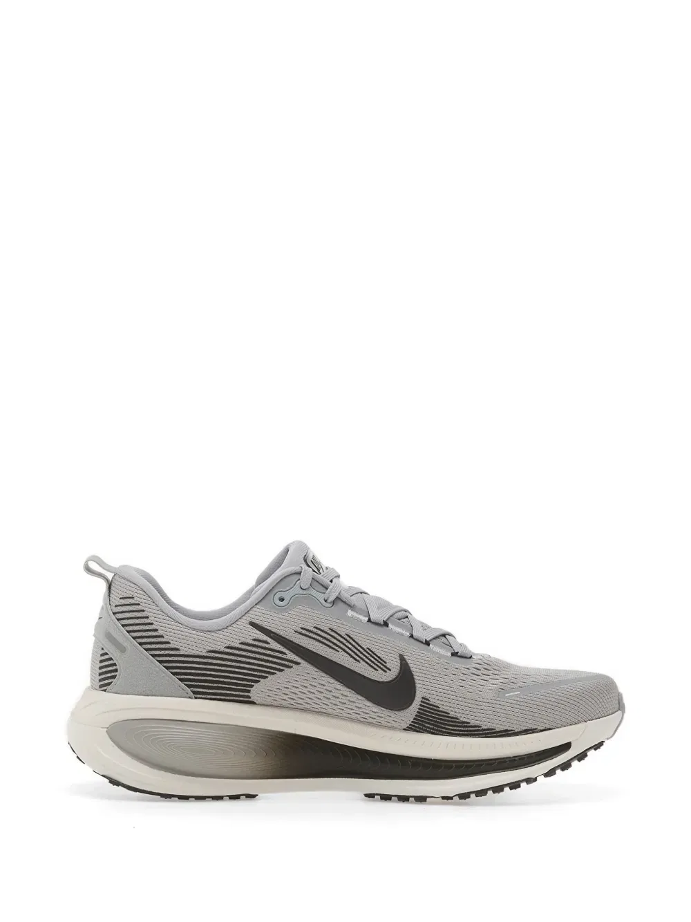 Кроссовки Vomero 18 Nike, серый