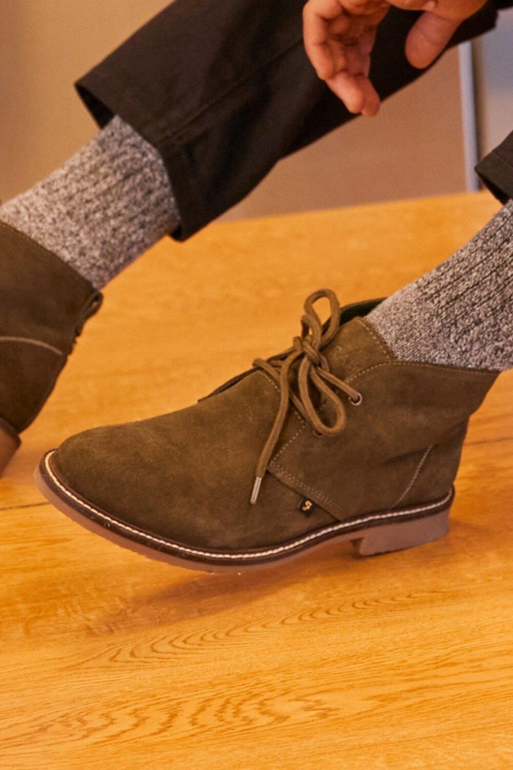 

Замшевые ботинки дезерты 'Briggs' Farah Footwear, зеленый