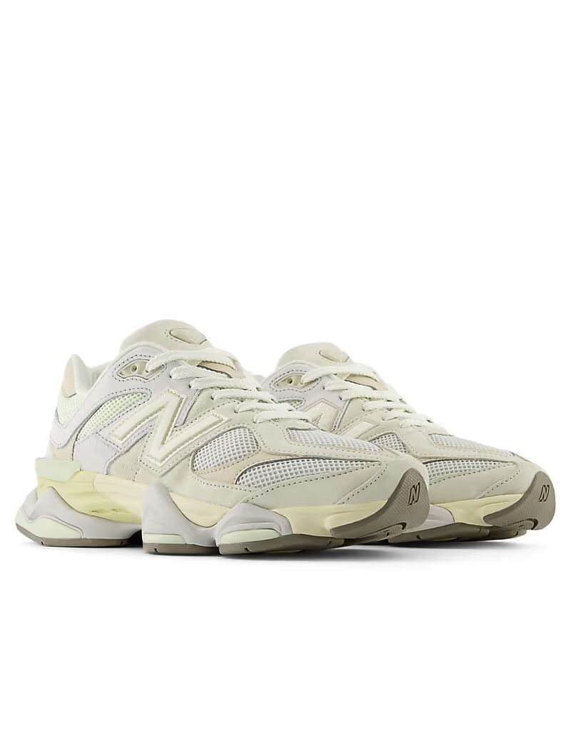 

Кроссовки унисекс New Balance 9060 полностью белого цвета