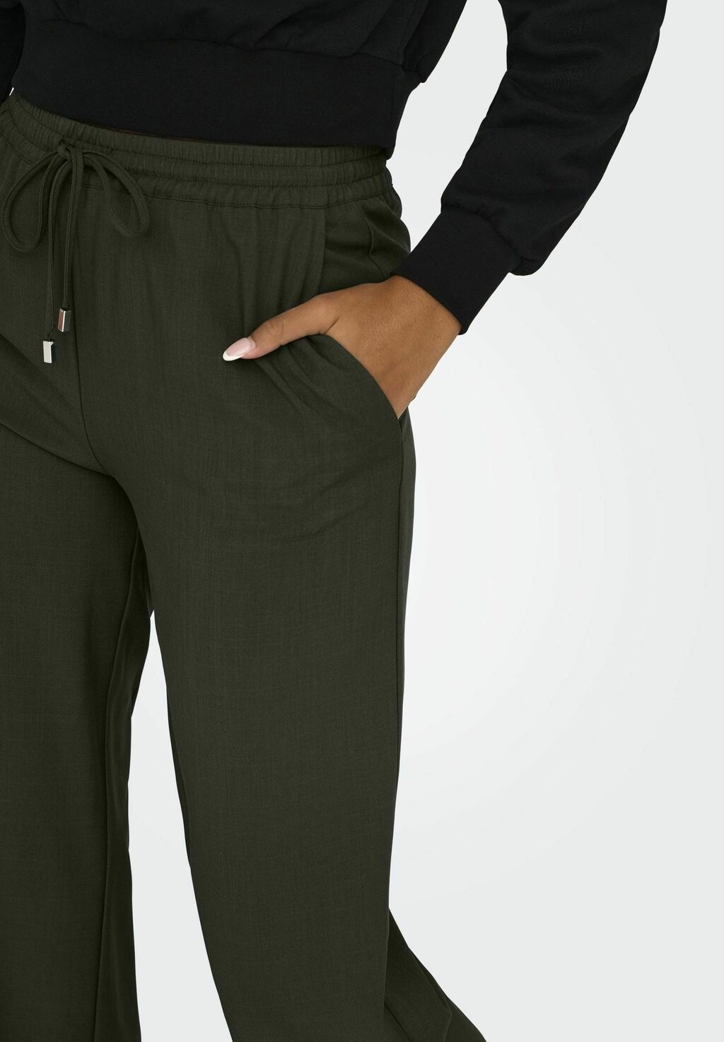 

Брюки MIT WEITEM WEITER BEINSCHNITT HOHE TAILLE ONLY, черный