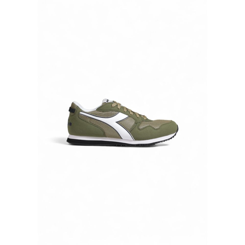 

Зеленые текстильные кроссовки Diadora