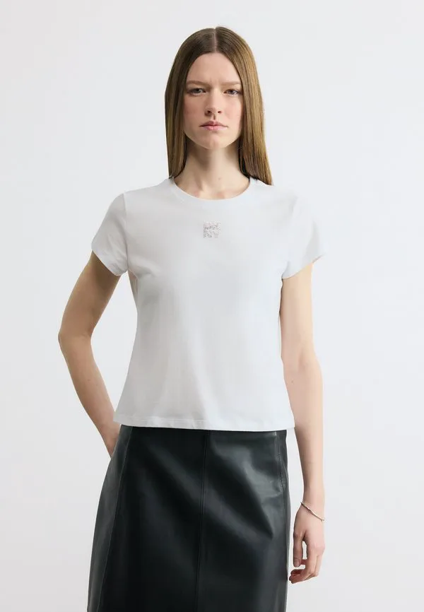 

Детская футболка с принтом в виде логотипа, украшенного стразами. Dkny, White/Silver-Coloured, Белый, Детская футболка с принтом в виде логотипа, украшенного стразами. Dkny, White/Silver-Coloured