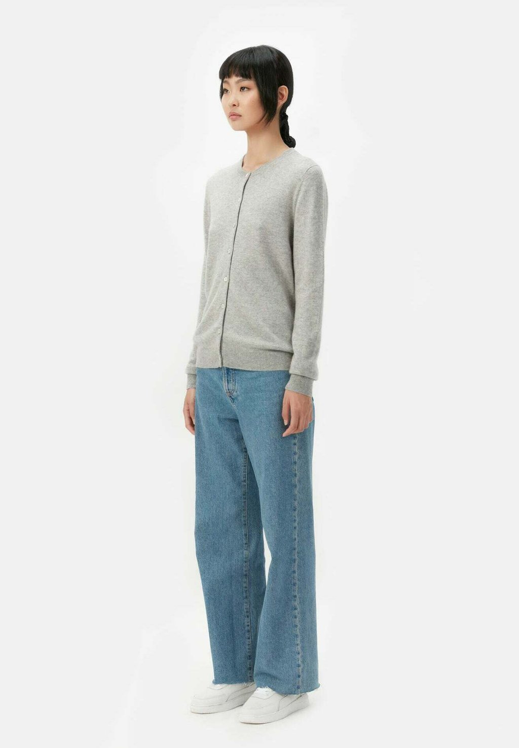 

Кардиган R-AUSSCHNITT GOBI Cashmere, светло-серый