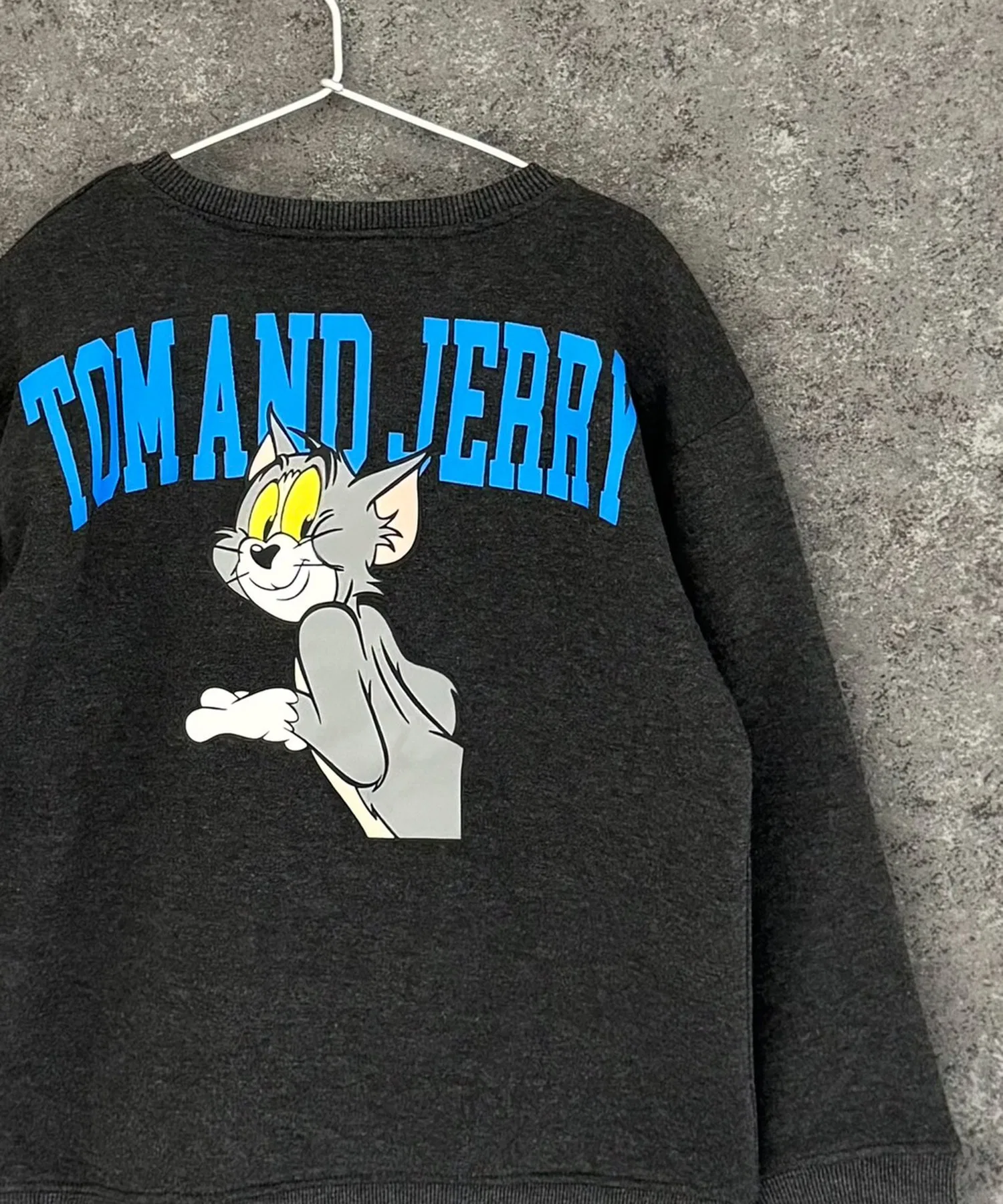 【TOM&JERRY】 Мягкая подкладка из хлопка, не образует катышков, принт на спине, БОЛЬШАЯ толстовка