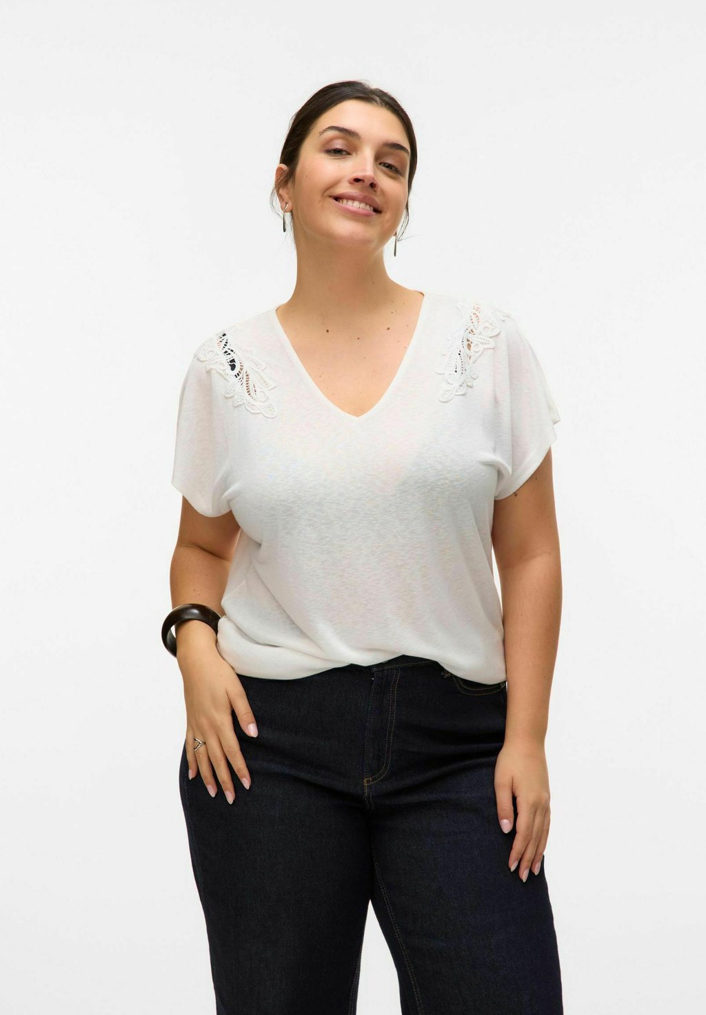 

Футболка с принтом VMCBILSA Vero Moda Curve, белый