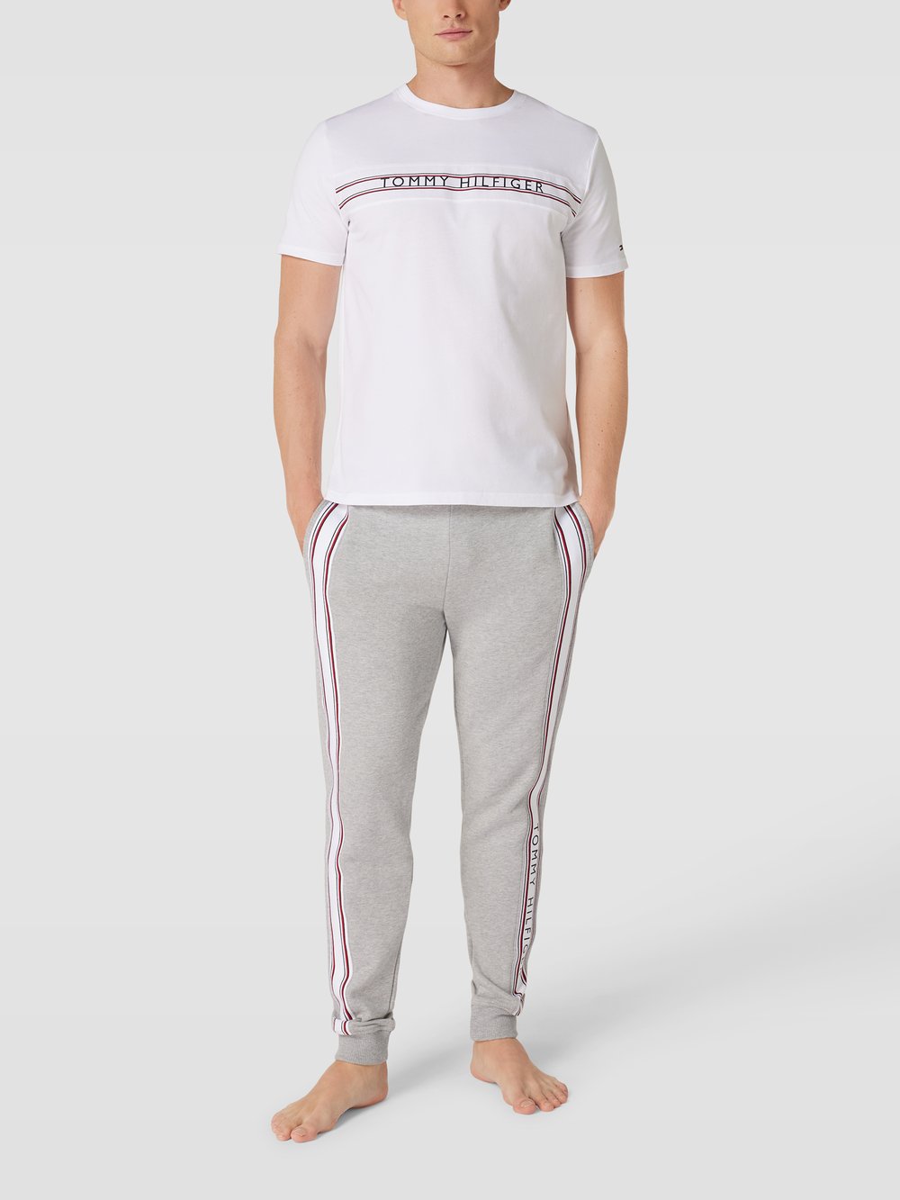 

Футболка с этикеткой Tommy Hilfiger, белый