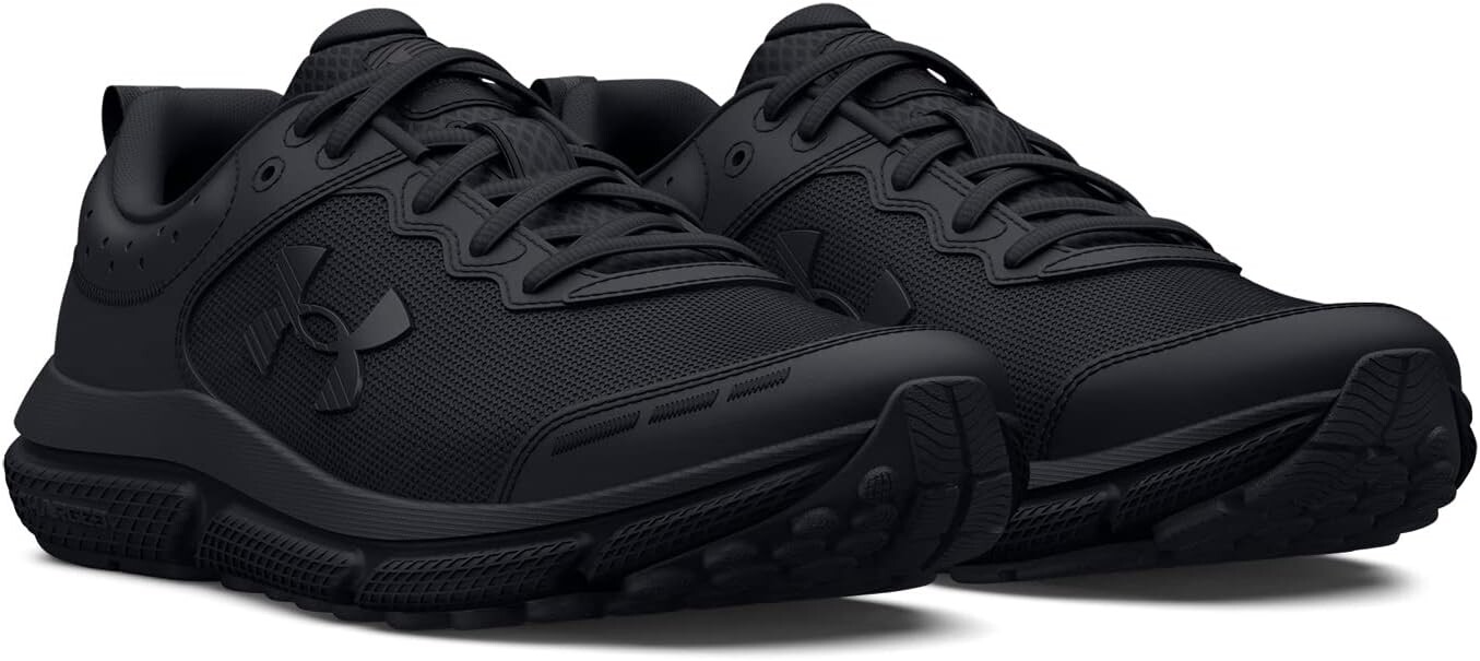 

Кроссовки Assert 10 Under Armour, цвет Black/Black/Black