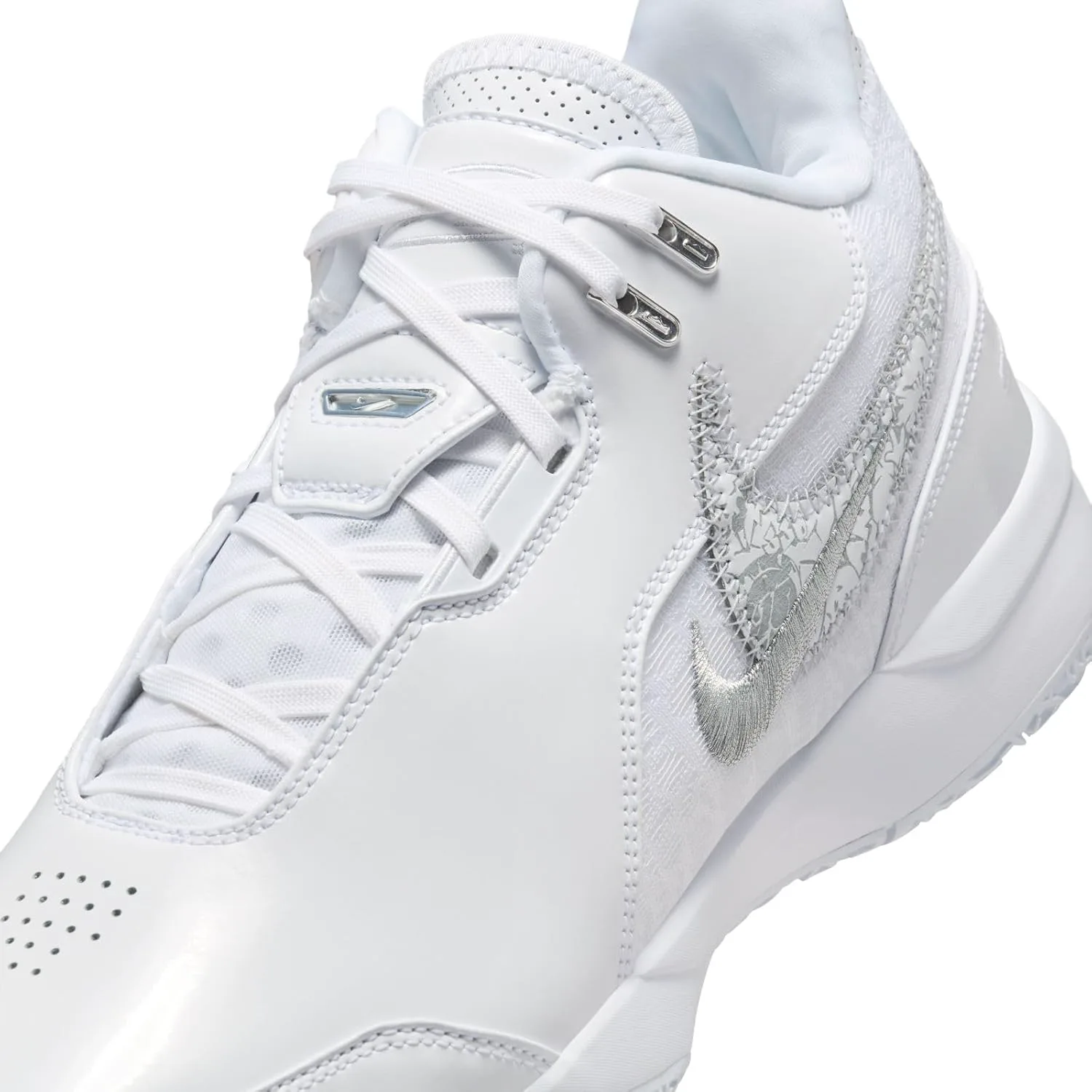 Мужские баскетбольные кроссовки Nike Lebron NXXT Gen AMPD, белый/металлик серебристый/серый — фото 3